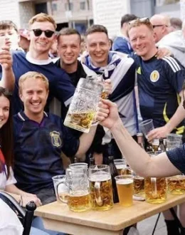 Welcome to America, World Cup Fans—Yes, You’re Expected to Tip