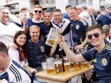 Welcome to America, World Cup Fans—Yes, You’re Expected to Tip