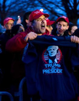Trump’s New Weak Spot in 2026: Blue-Collar White Voters