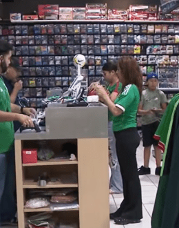 Official World Cup Vendor Spots Are Gone. Here’s How LA Small Businesses Can Still Cash In on the Final Matches