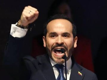 De la Espriella to Lead Spiritual Retreat with Cabinet Before Assuming Colombia’s Presidency