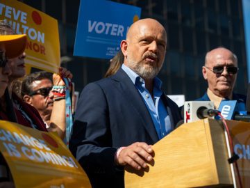 ‘The Working Class Has Been Abandoned’: Hilton Courts Latino Voters in Boyle Heights