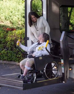 Free Transportation to Medical Appointments: What Latino Patients Need to Know