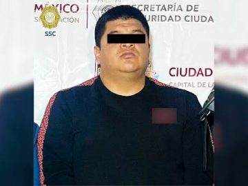“El Pollero,” member of “Los Tanzanios,” captured in Iztapalapa with drugs and a submachine gun