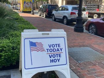 California Primary Turnout Hits 40.8%, With Estimated 2 Million Latino Voters