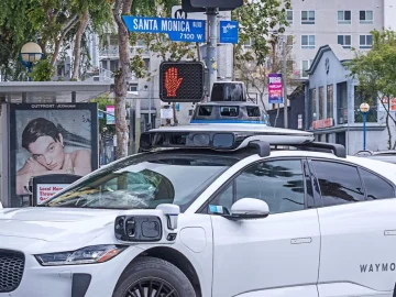 As Robotaxis Spread Across Los Angeles, Some Latino Communities Ask: When Will It Be Our Turn?