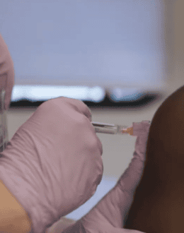 California’s Vaccine Shield Is Uneven: What Latino Families Need to Know About Falling Kindergarten Rates
