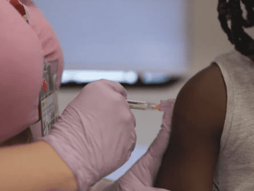 California’s Vaccine Shield Is Uneven: What Latino Families Need to Know About Falling Kindergarten Rates