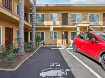 California Is Spending $95 Million to Fix Its EV Charging Gap. For Latino Renters, That May Be the Most Important Part.
