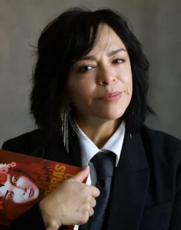Anabel Hernández announces her new book, *Narcocracia*, featuring the testimony of “El Grande,” an operative for the Beltrán Leyva organization.