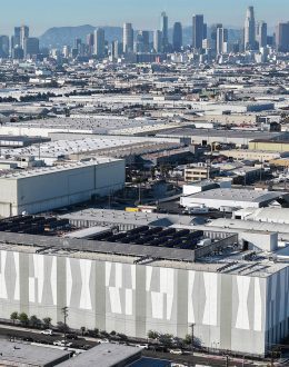 AI’s Hidden Footprint: As Data Centers Expand in California, Schools and Students Face New Questions