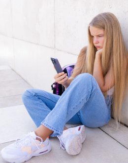 Gen Z Is More Connected Than Ever—So Why Do So Many Feel Alone?