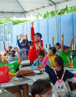 The Stories That Unite Us Speak Spanish: Why LéaLA Matters in Los Angeles