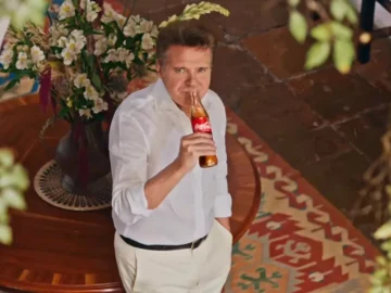 Luis Miguel reappears in a Coca-Cola commercial and pays tribute to Mexico