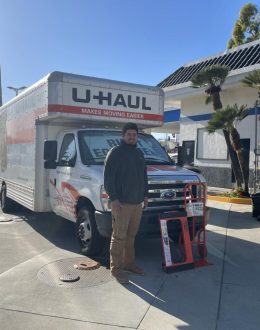 The U-Haul Trucks Leaving Los Angeles Tell a Complicated Story About Migration