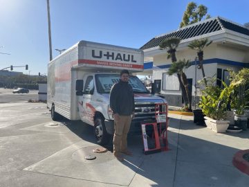 The U-Haul Trucks Leaving Los Angeles Tell a Complicated Story About Migration