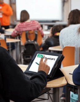 Can LAUSD Students Use ChatGPT? What Parents and Students Need to Know About AI Rules