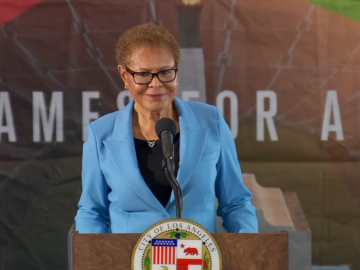 Karen Bass’s Campaign Has a Polling Problem