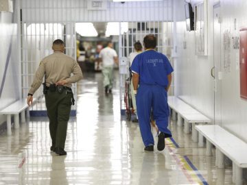 LA County Jail Safety Checks Flagged in More Than 100 Cases as Latinos Account for 43% of Recent Deaths