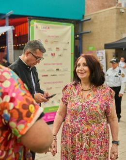 After a Year of Raids and Fear, LéaLA Fills LA Plaza With Children Reading in Spanish