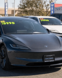 The 170,000-Mile Question: What Happens When the Expensive Battery Is the Part You’re Worried About?