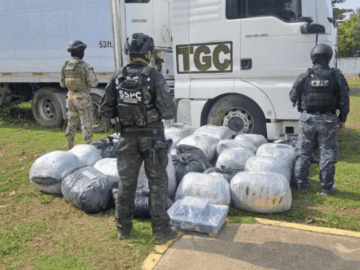 Authorities Find 171 Kilograms of Suspected Cocaine Hidden in a Truck’s Fuel Tanks in Chiapas