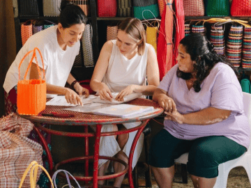 Is Selling Online Really Cheaper? What New Business Owners Should Know Before Choosing Where to Sell