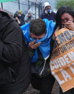 Argentina: Brutal crackdown on university protest leaves dozens injured and arrested