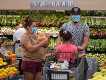 Food Aid Cut, Rich Get Richer: 1.5 Million Latinos Lose Benefits Under Trump
