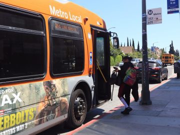 Old Enough for a Driver’s License. In Latino LA, They’re in No Rush.
