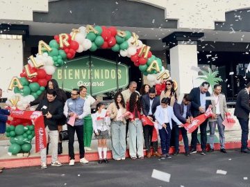 As Grocery Stores Close, Latino Chain Vallarta Keeps Growing in Los Angeles